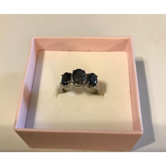 NEW~3.65 Ct. Genuine Oval Cut Silver Sapphire Three Stone Ring Sz 8 - Picture 1 of 5